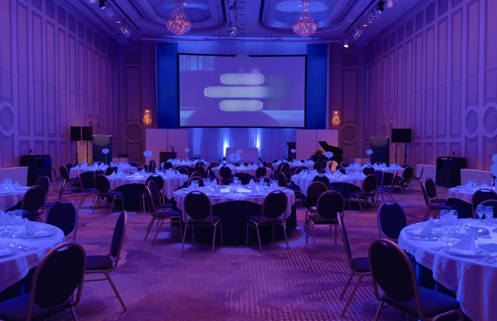 某自動車系メーカー カンファレンス懇親会